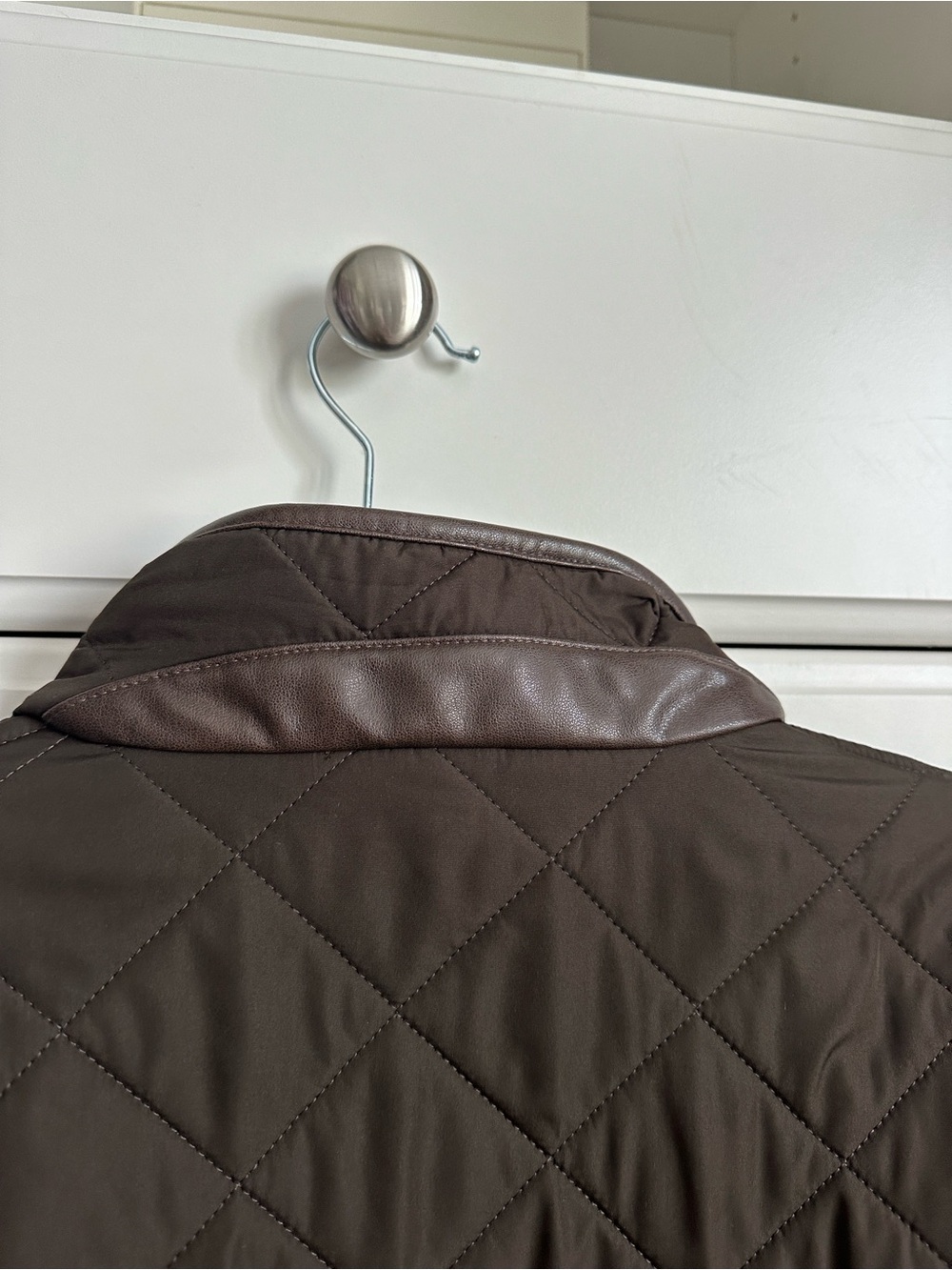 Barbour Quilted Puffer Jacket in Olive - Picture 4 of 7